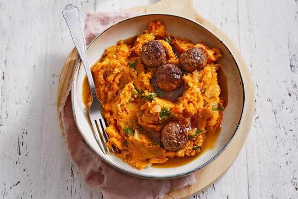 sweet potato stew with meatballs and full gravy
