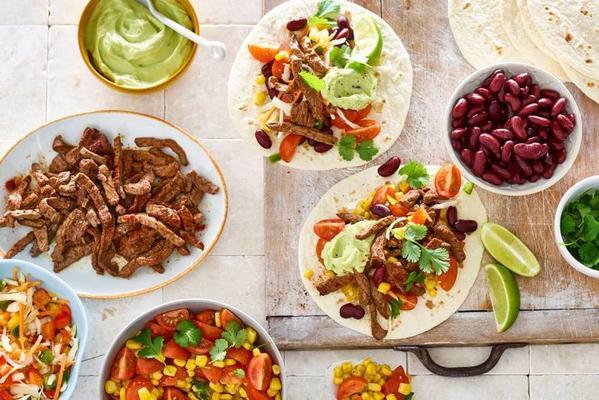 Mexican wraps with salsa and spiced beef