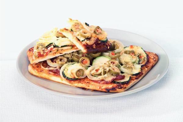 pizza with zucchini and salami