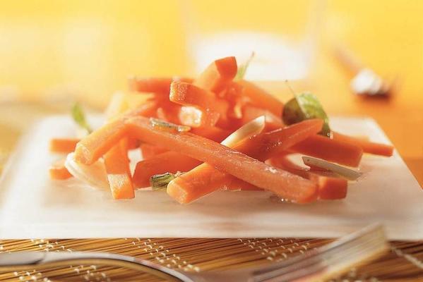 marinated spicy carrot sticks