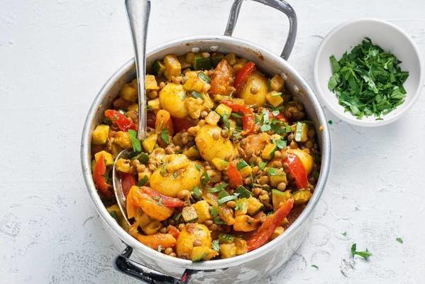 moroccan lentil dish with potato and apricot