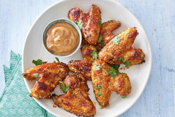 hoisin chicken wings with sesame seeds