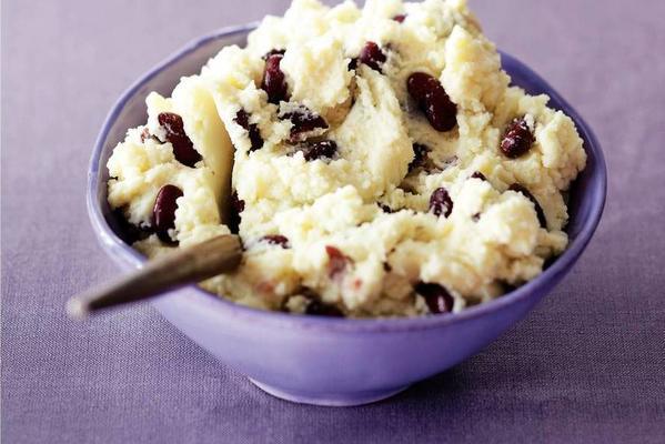 mashed potatoes with kidney beans