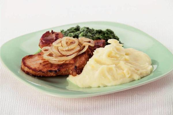 pork chops, spinach and mashed potatoes