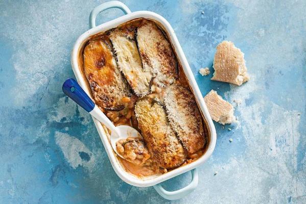 casserole with eggplant and white beans