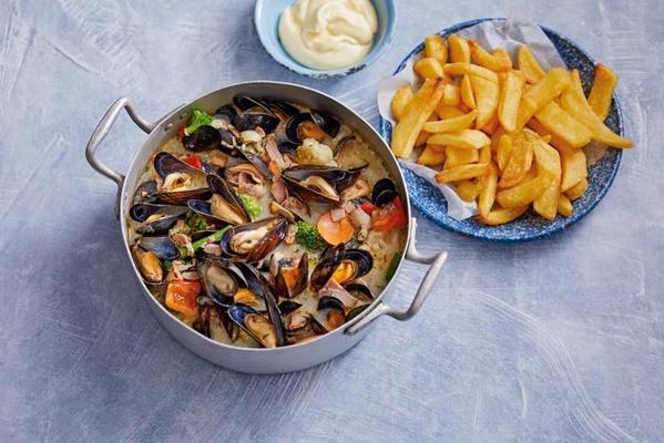 Zeeuwse mussels with bacon and cream