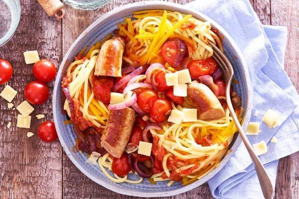spaghetti of sweet potato with tomato and catelan sausages