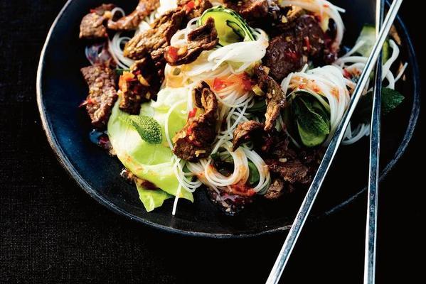 spicy beef strips with lemongrass
