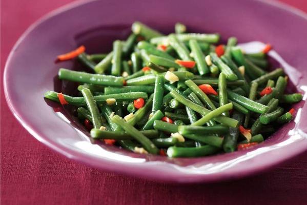 stir-fried green beans with ginger