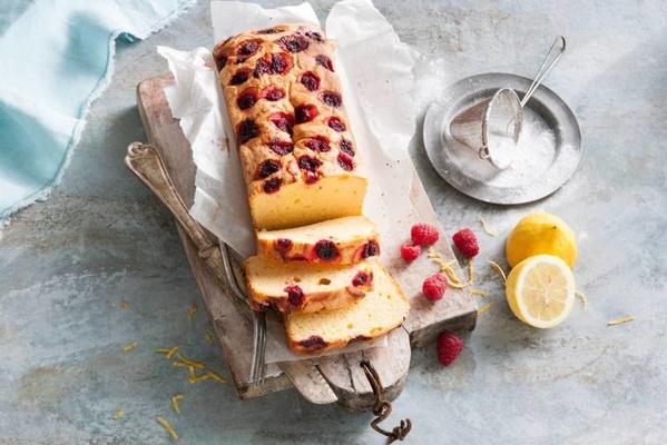 gluten-free lemon-raspberry cake