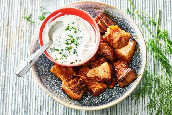 smoked salmon nuggets with ranch sauce