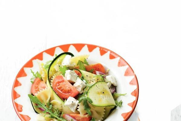 farfalle meal salad
