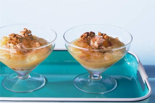 walnut ice cream with apple compote