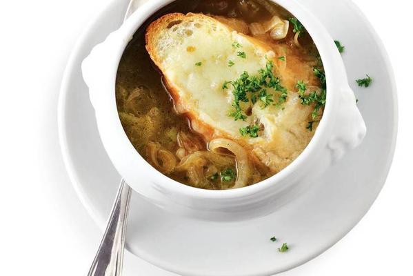 onion soup with gruyere toast
