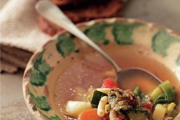 vegetable soup with basil sauce