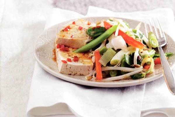 steamed tofu with spicy soy dressing
