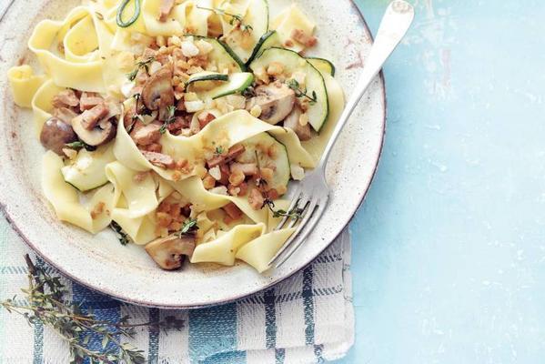 pappardelle with zucchini