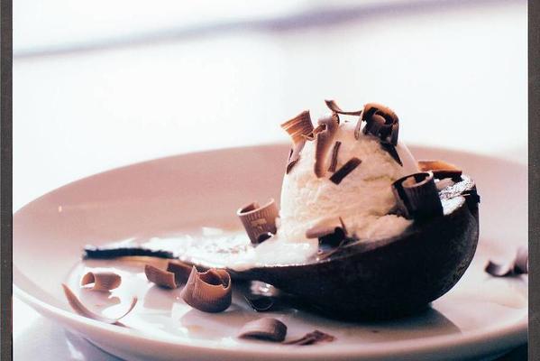 pears in espresso with milk chocolate