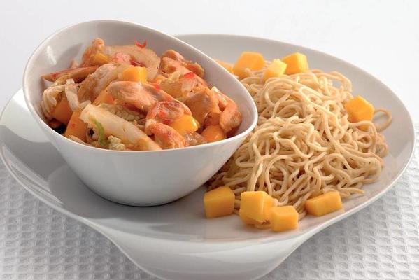 mision dish with chicken and mango