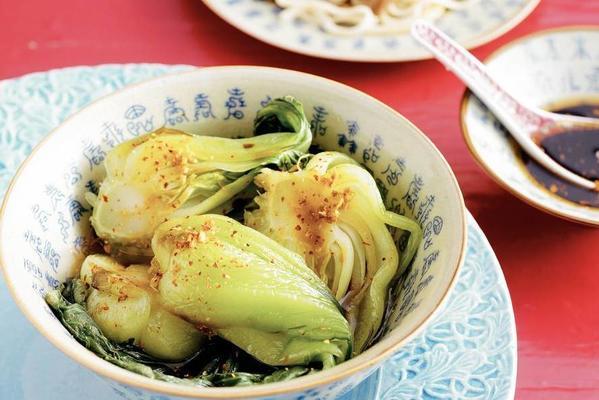 steamed shanghai paksoi with ginger dressing