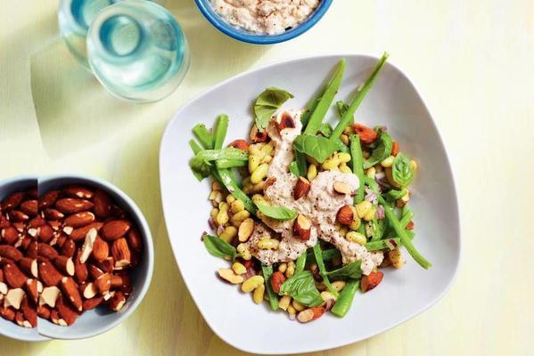 bean salad with tuna and almonds