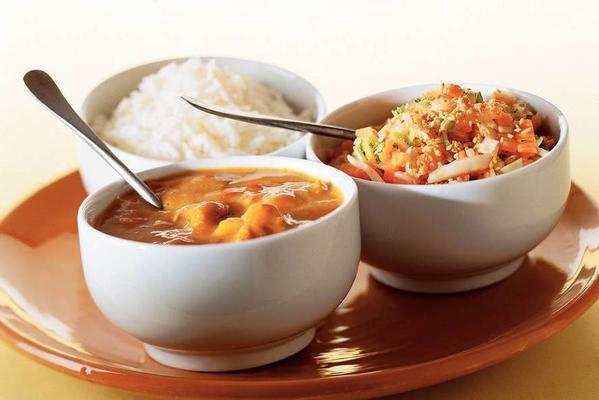 chicken curry with carrot salad