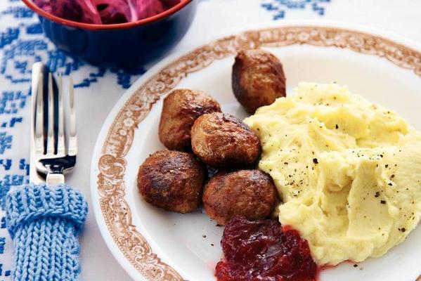 Swedish meatballs with puree