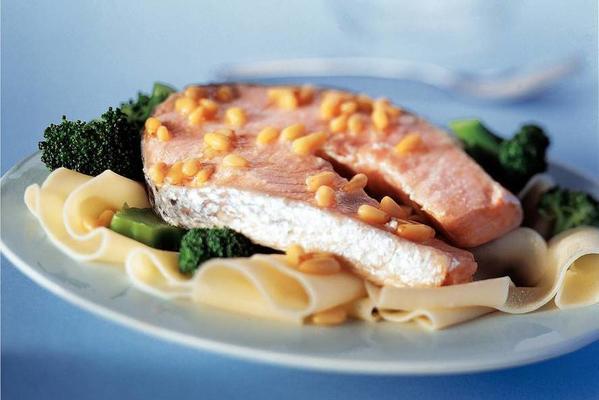pasta with fresh salmon