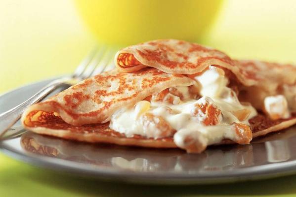 filled pancakes with vanilla quench
