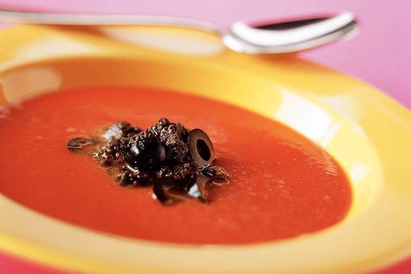 tomato-paprika soup with anchovies