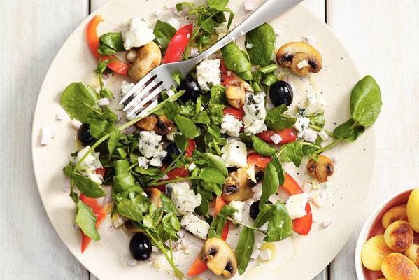 spicy salad with olives