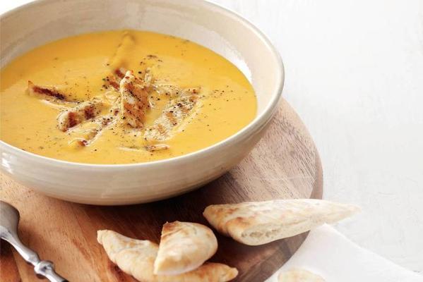 Oriental Carrot Soup With Grilled Chicken
