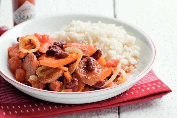 spicy chorizo ​​stew with rice