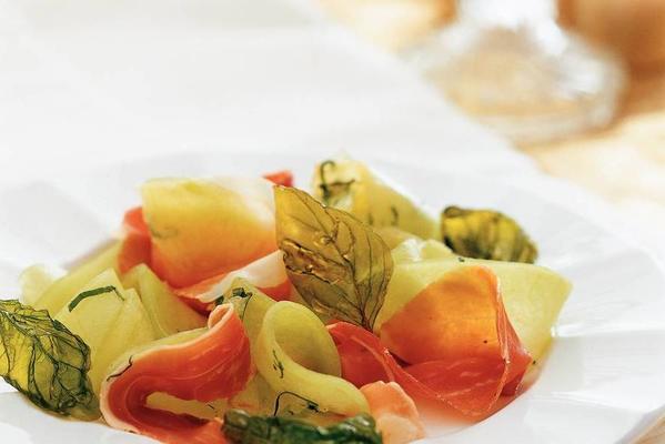 melon curls with parma ham and basil