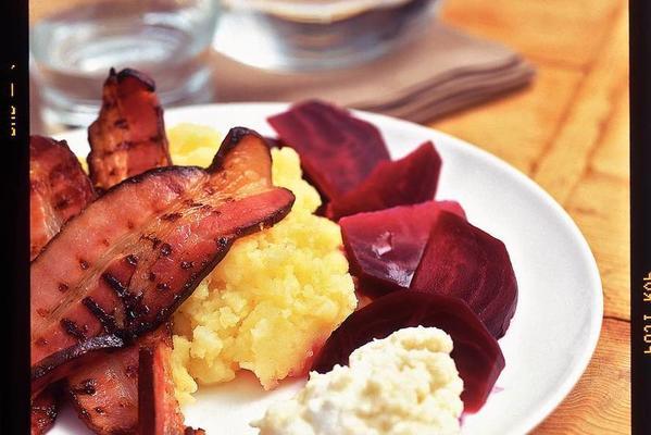 grilled kitten bacon with beetroot