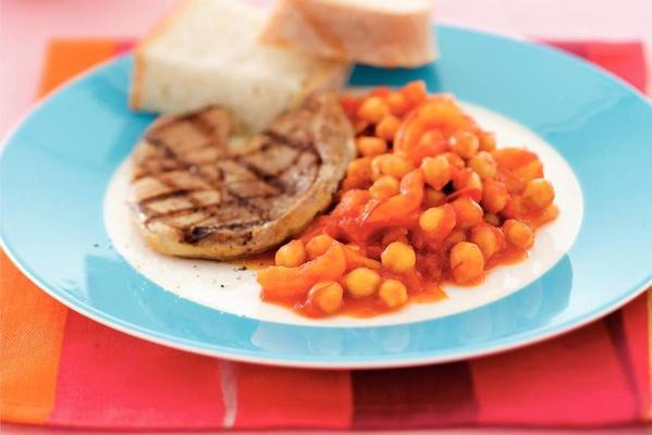lamb steaks with saffron and chickpeas