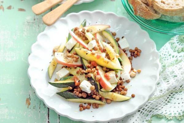 zucchini with lentils and goat's cheese