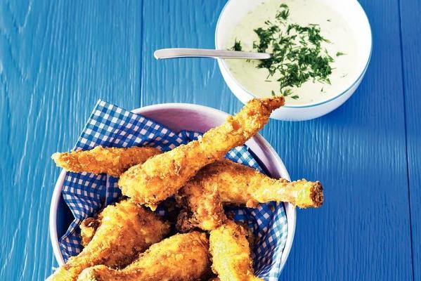 fried chicken with ranch dip
