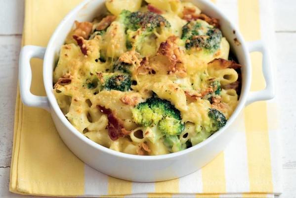 mac 'n cheese with broccoli