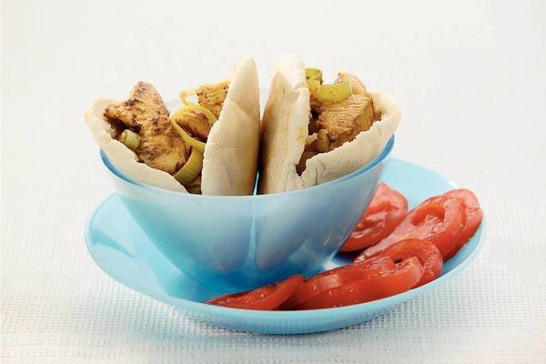 curry pita with turkey fillet