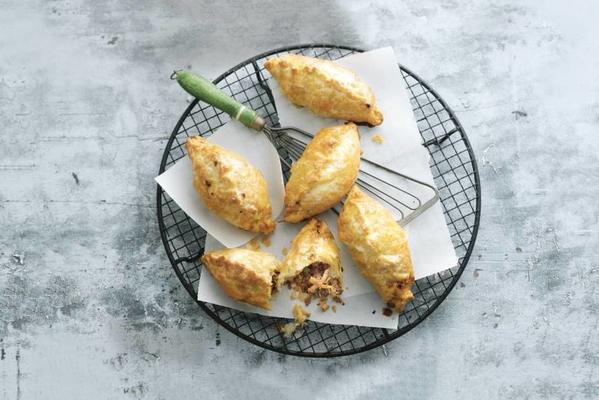 british minced meat pasties with parsnip