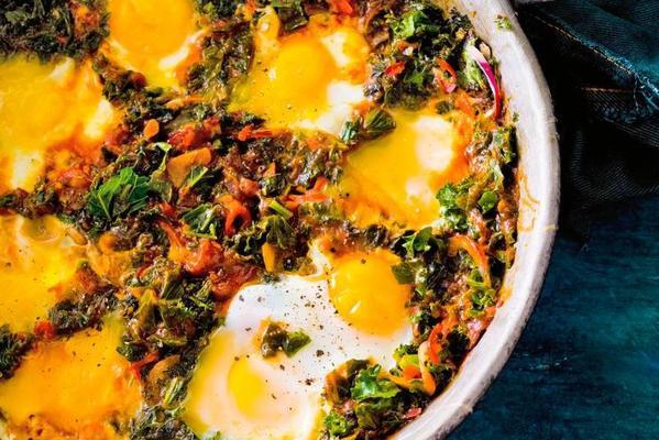 autumnal kale stew with egg and a baguette