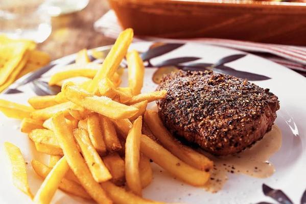 steak au poivre - steak with pepper