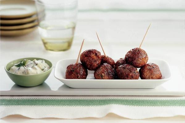 meatballs with mint sauce