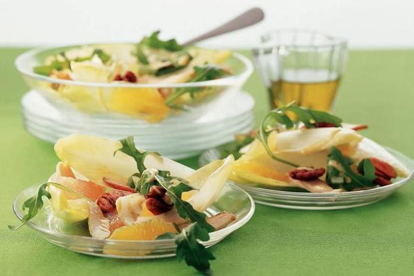 chicory salad with citrus fruit and honey-mustard dressing