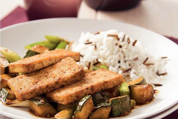 tofu with zucchini from the wok