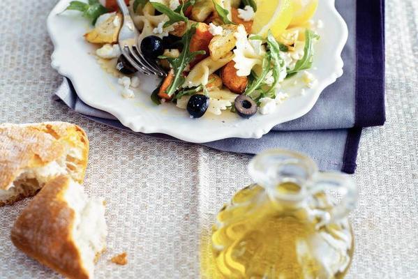 pasta salad with roasted vegetables and goat's cheese