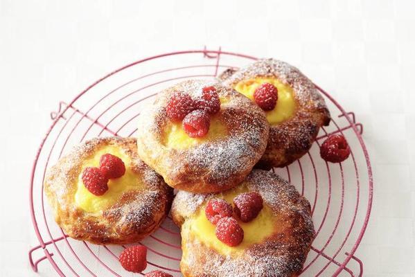 pudding rolls