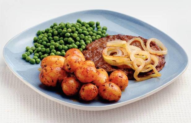 gypsy trotters with peas and hamburger