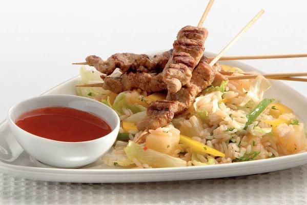 oriental meat skewers with rice salad